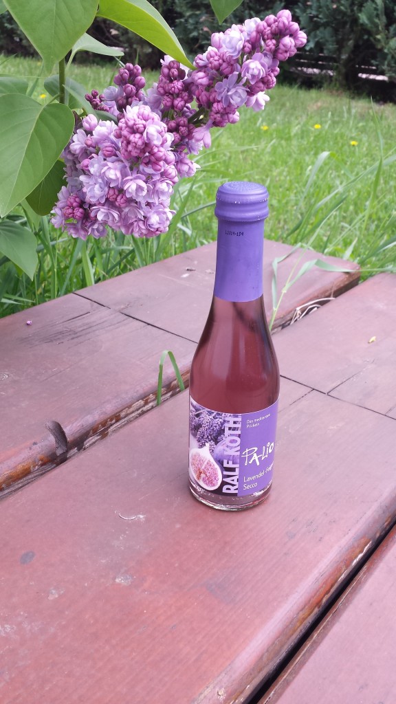 Lavendel und Feige trifft auf meinen Flieder im Garten (weils farblich so schön passt) 