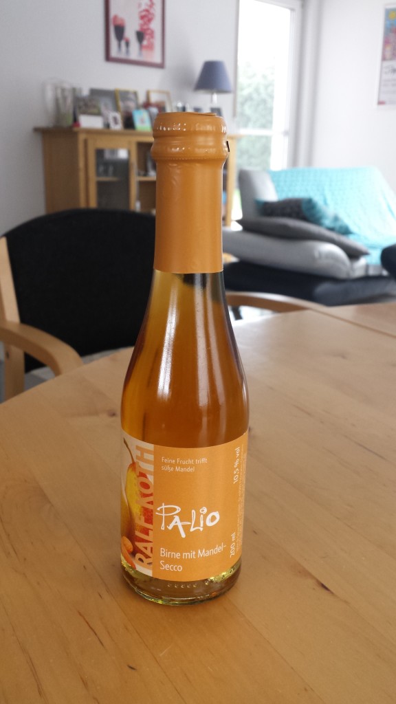 Birne mit Mandel-Secco 