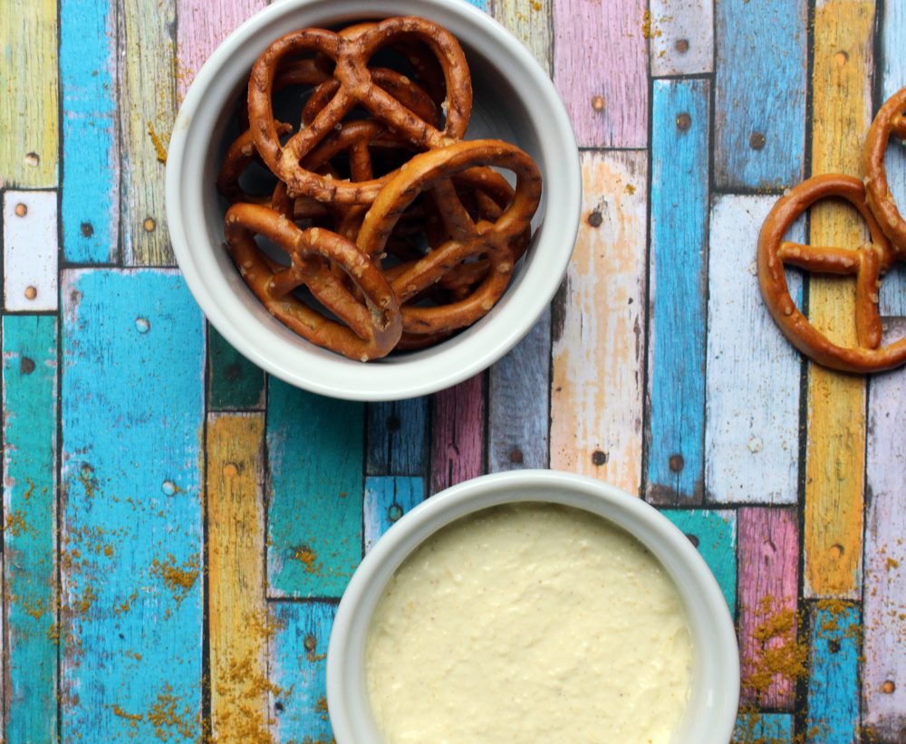 Spundekäs mit Curry und Mango