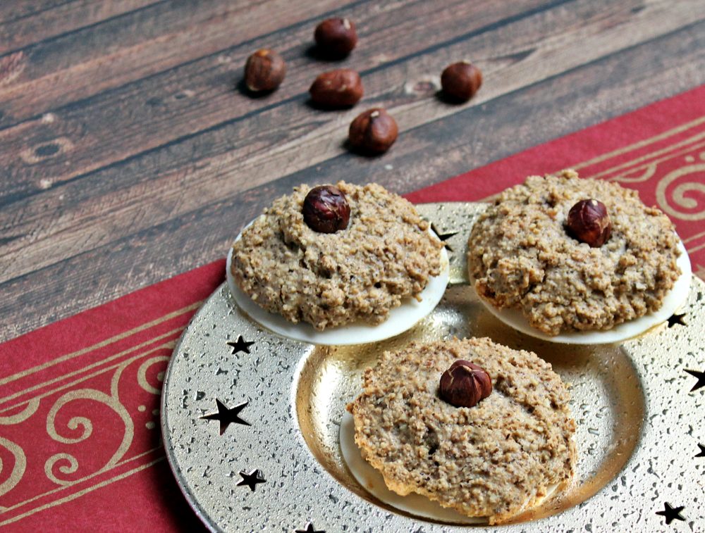 Rezept: feine Haselnussmakronen mit Puderzucker - Rheinhessenliebe