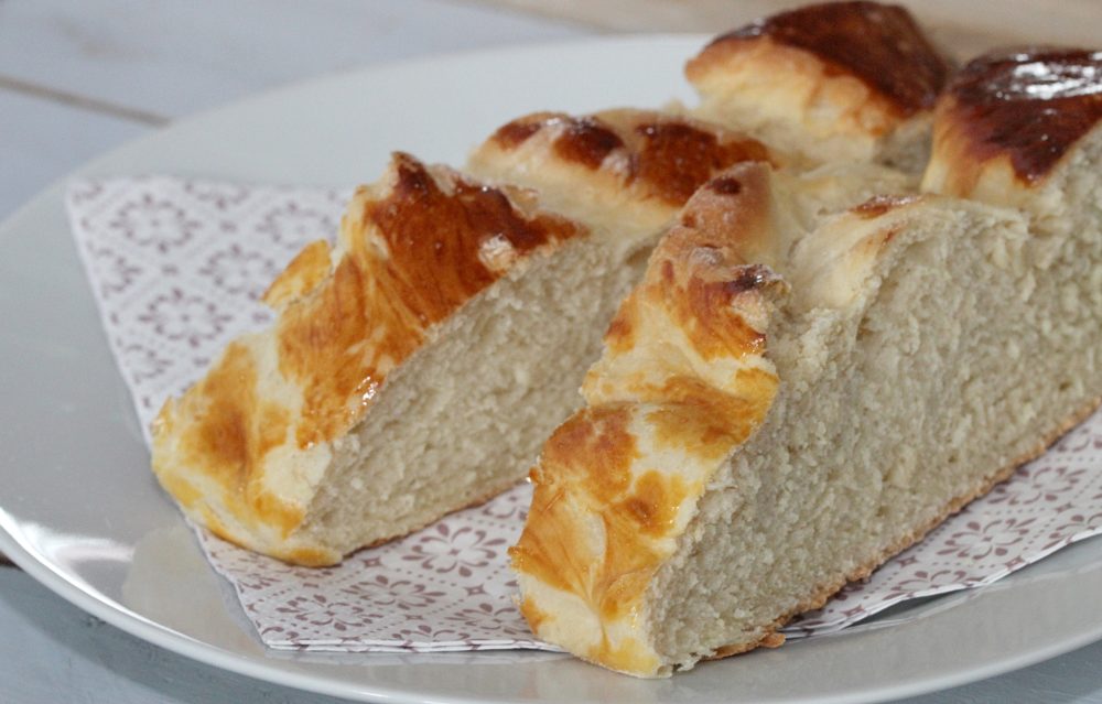 Rezept: Köstlicher Hefezopf für deine Ostertafel - Rheinhessenliebe