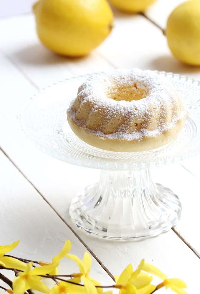 Schneller Gugelhupf mit Buttermilch Zitronen-Buttermilch-Gugelhupf