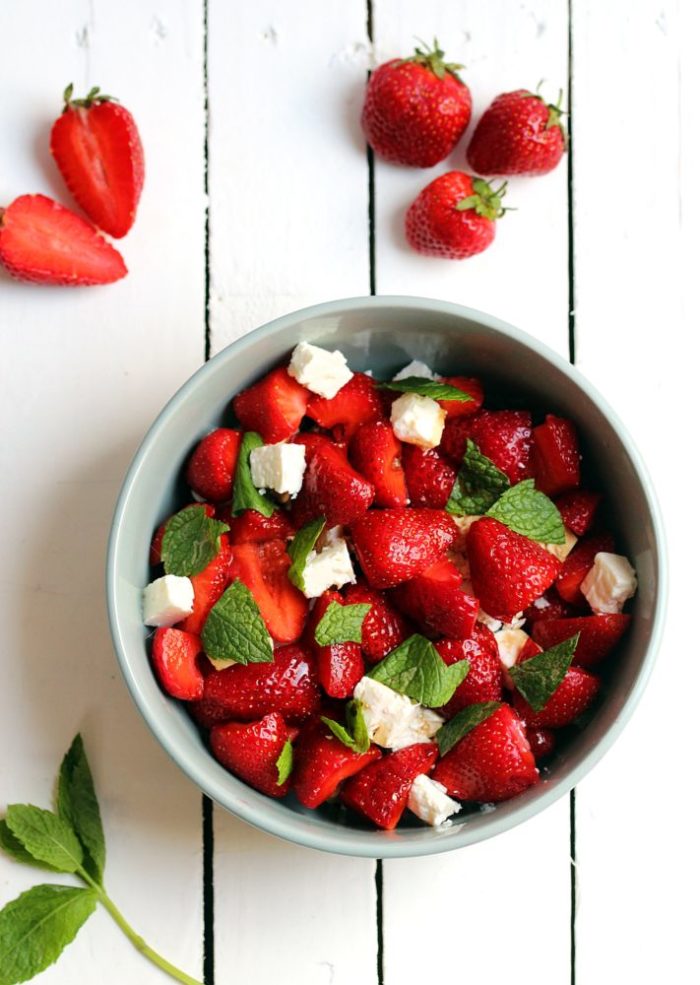 Echt Sommerlich: Erdbeer-Feta-Salat mit Minze - Rheinhessenliebe