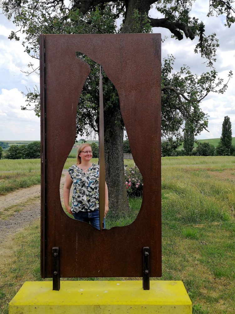 Objekte zwischen Birnbäumen Objekt Hausnummer