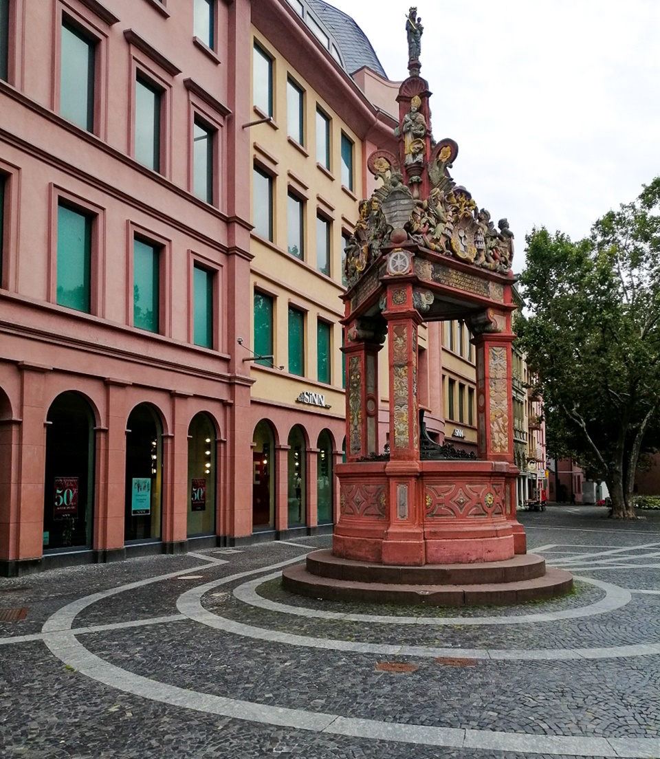 Mainz: Sehenswürdigkeiten Marktbrunnen 