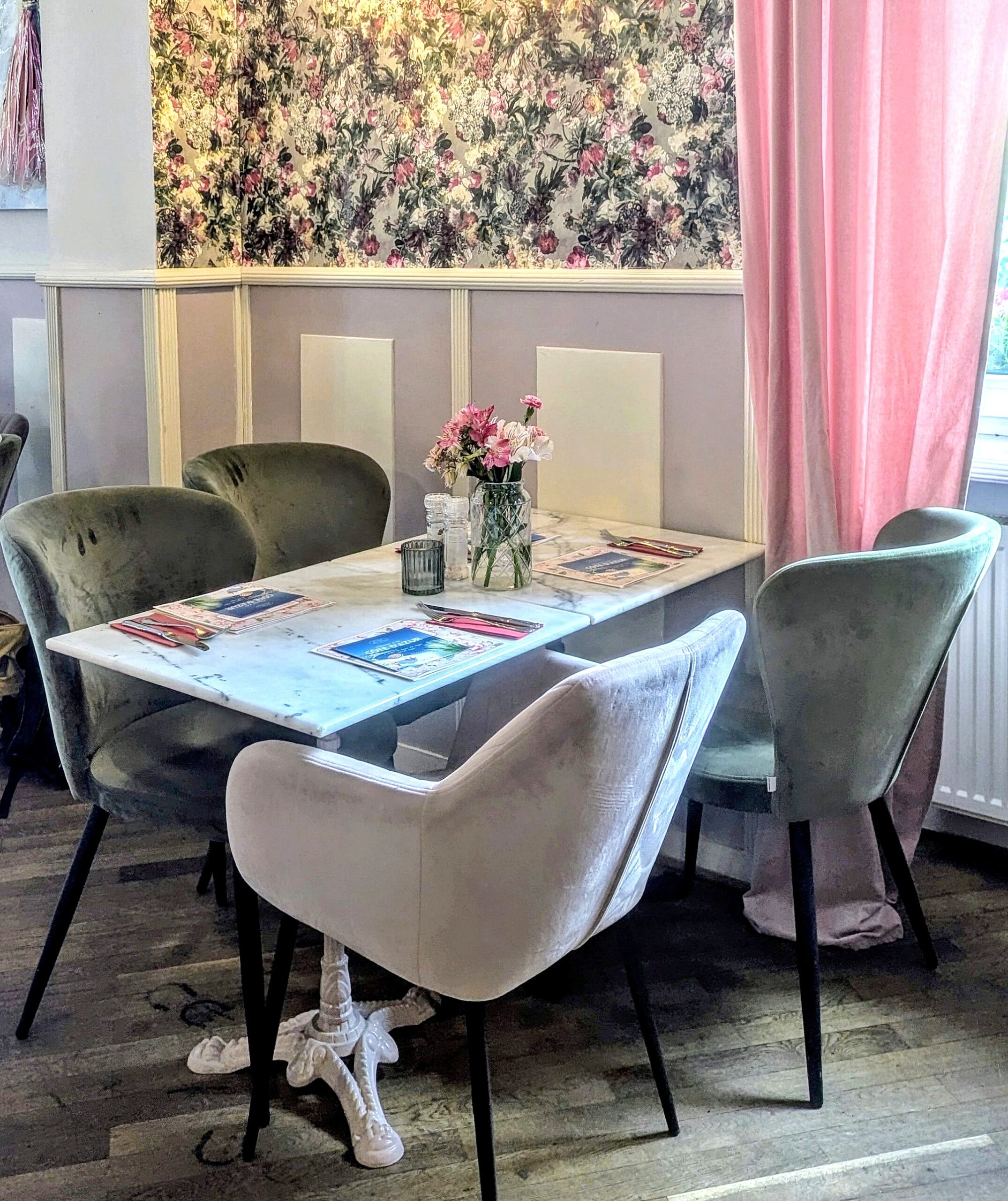 Schöne Cafés in Frankfurt Nordend Fräulein Fleur