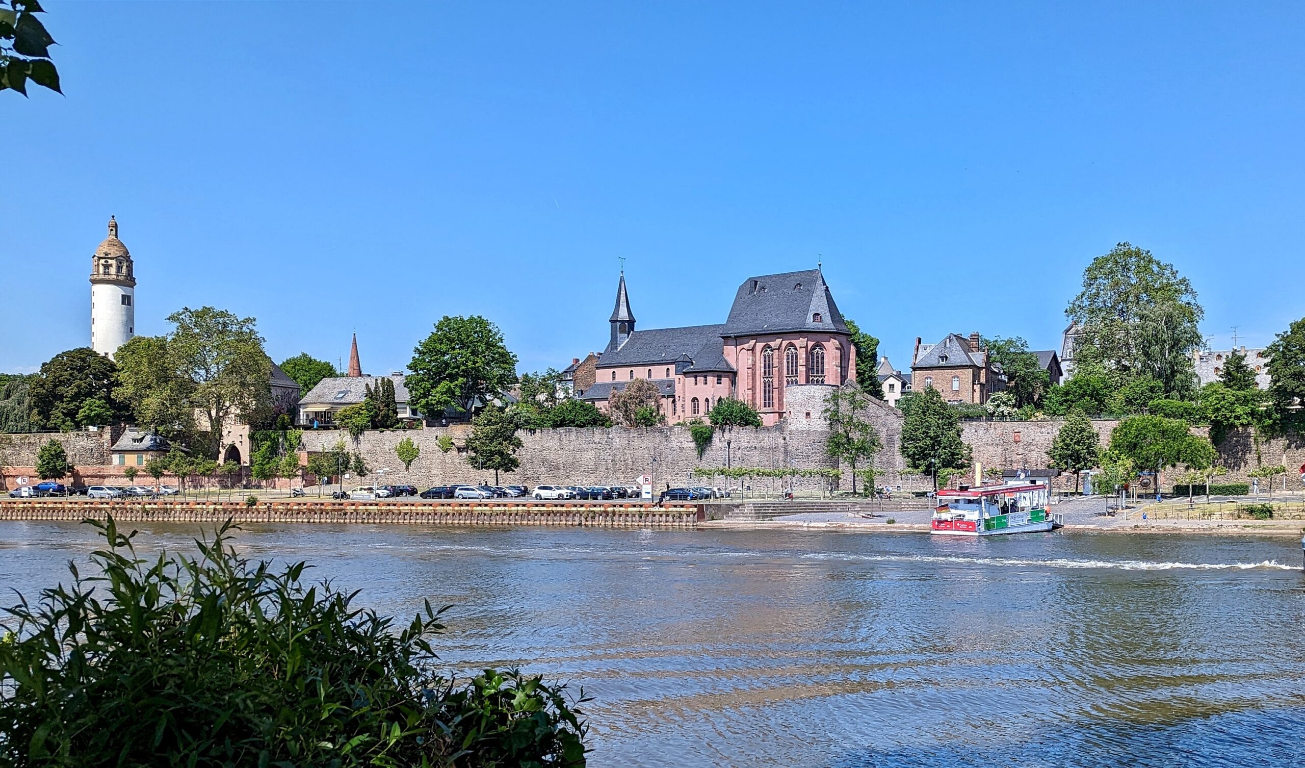 Mainufer Frankfurt Höchst Sehenswürdigkeiten